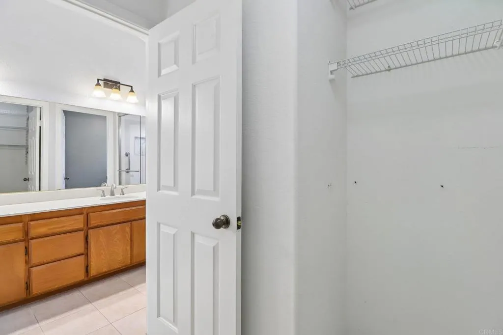 https://cdn.realtyfeed.com/cdn/127/306774559/aec6734a555a3922518de2f29ed7e13b.webp