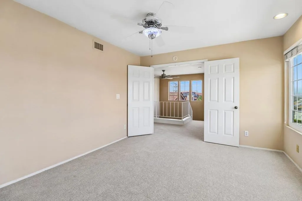 https://cdn.realtyfeed.com/cdn/127/306774559/b22399eca2d7ee19395141942b9a037e.webp