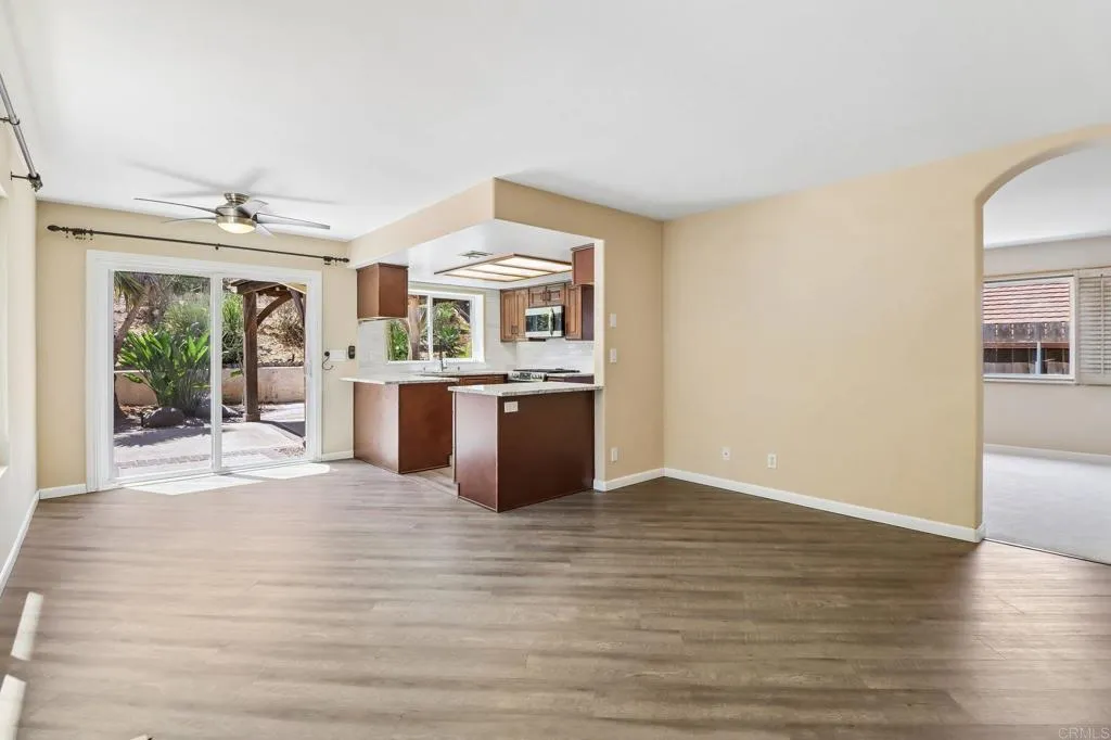 https://cdn.realtyfeed.com/cdn/127/306774559/bac1247f6e94cbd1bbce6bbb81c32f24.webp