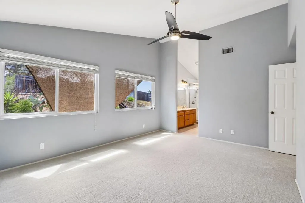 https://cdn.realtyfeed.com/cdn/127/306774559/d6f6d2088e703afb48934e0fdfd14e77.webp