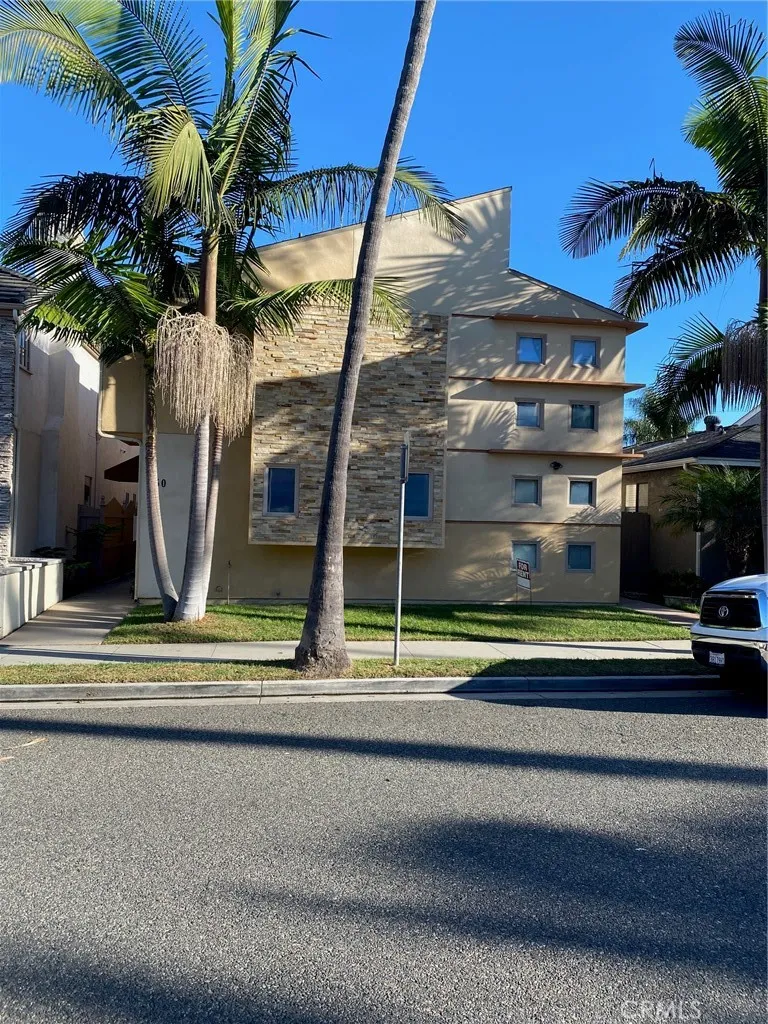 250 6th Street Unit 4, Seal Beach, CA 90740 - Main photo, Seal Beach, CA