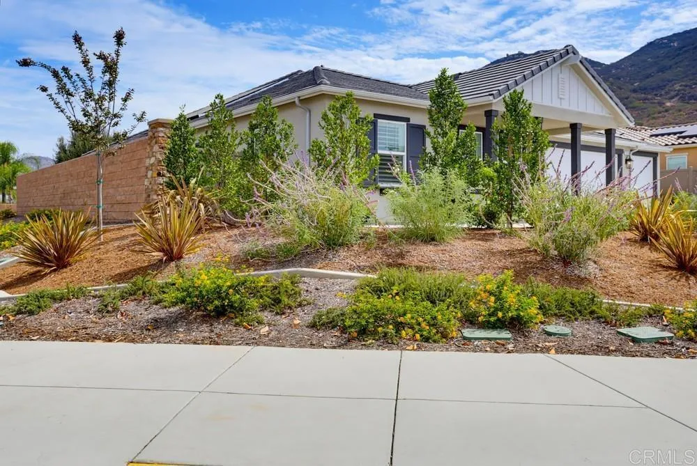 https://cdn.realtyfeed.com/cdn/127/306774594/02e5b535e3956c08e6568b6d26bf6783.webp