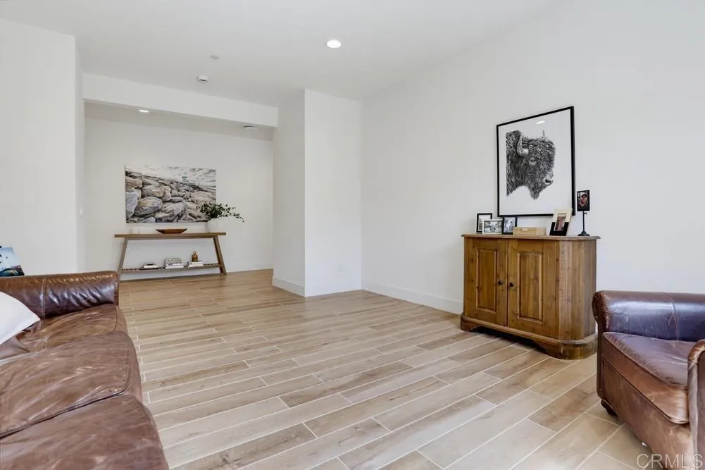 https://cdn.realtyfeed.com/cdn/127/306774594/4b343ecbc0d44302c21a92c6f25d5ed1.webp