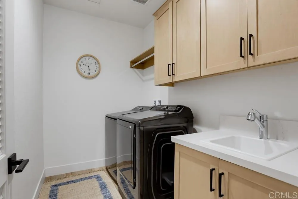 https://cdn.realtyfeed.com/cdn/127/306774594/677aa0f8094578b22e54fe4f00635d13.webp