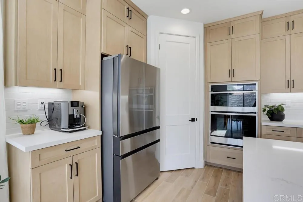 https://cdn.realtyfeed.com/cdn/127/306774594/8b7a0153a10063ace37117384d932de3.webp