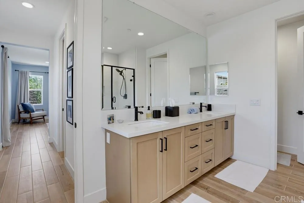 https://cdn.realtyfeed.com/cdn/127/306774594/ab2f0995cf8732105e57415e968f62ca.webp