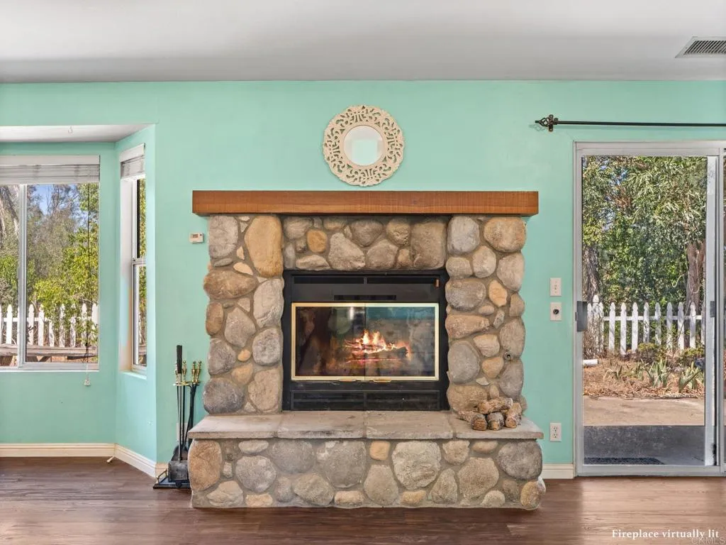 https://cdn.realtyfeed.com/cdn/127/306774613/2641036cecc9e949c938ca1191f815af.webp
