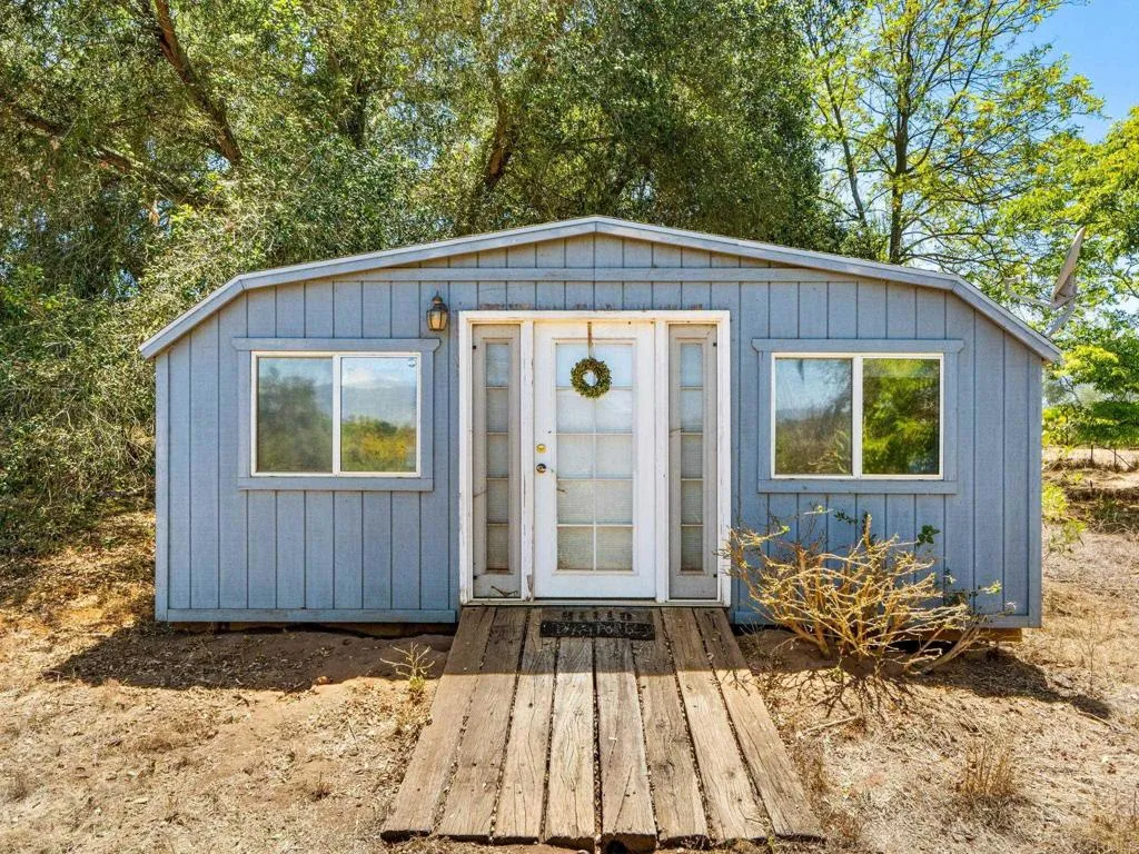 https://cdn.realtyfeed.com/cdn/127/306774613/73a5d87feef50bb4a74f4a912e9a8e4c.webp
