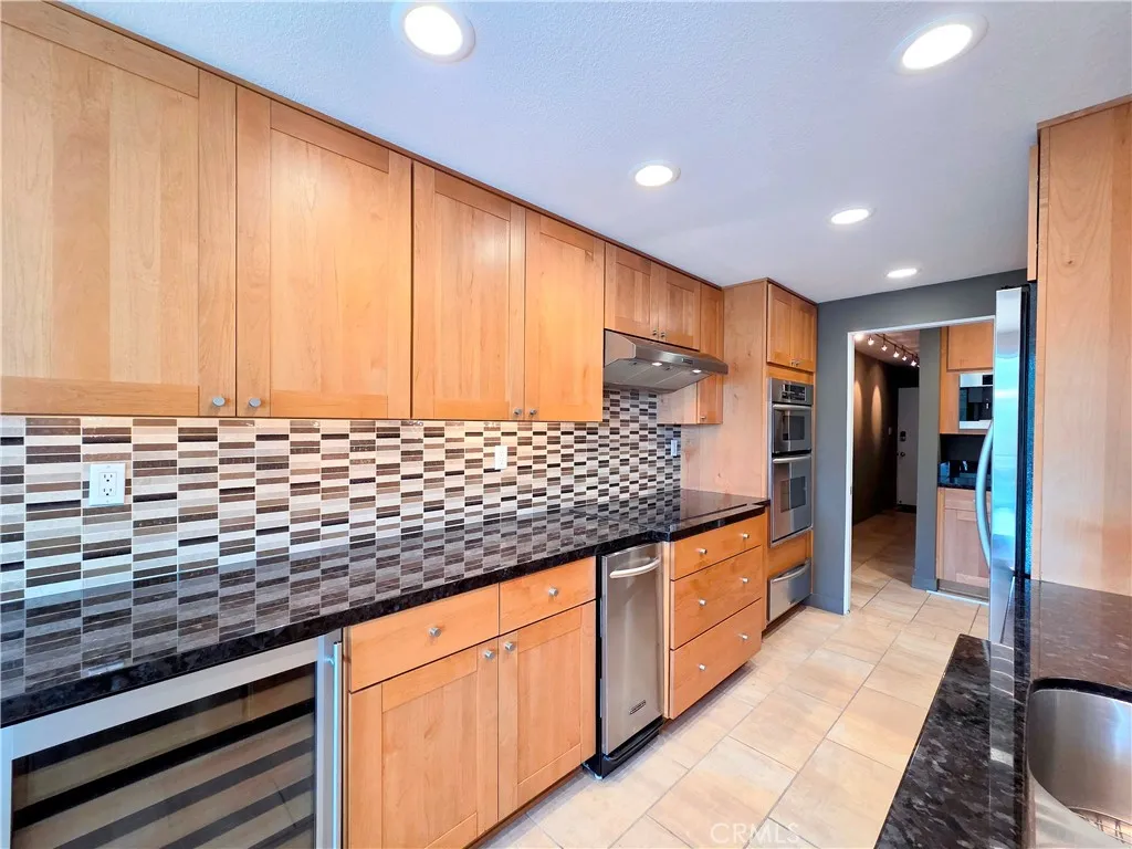 2101 E 2nd Street Unit 301, Long Beach, CA 90803 - Photo 5 of 30, Long Beach, CA