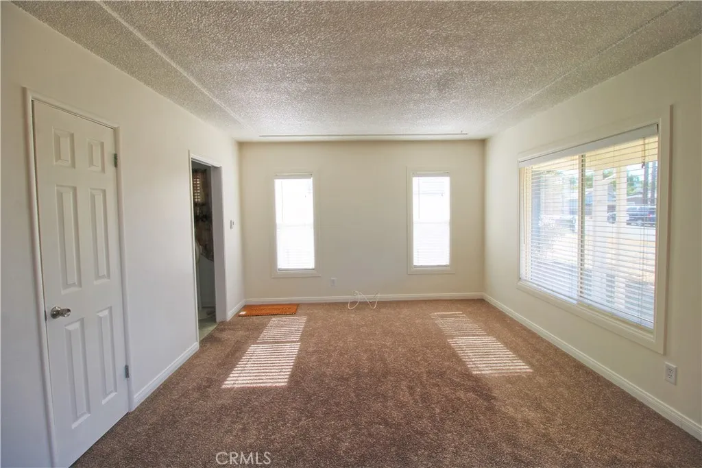34956 Avenue B, Yucaipa, CA 92399 - Photo 3 of 11, Yucaipa, CA