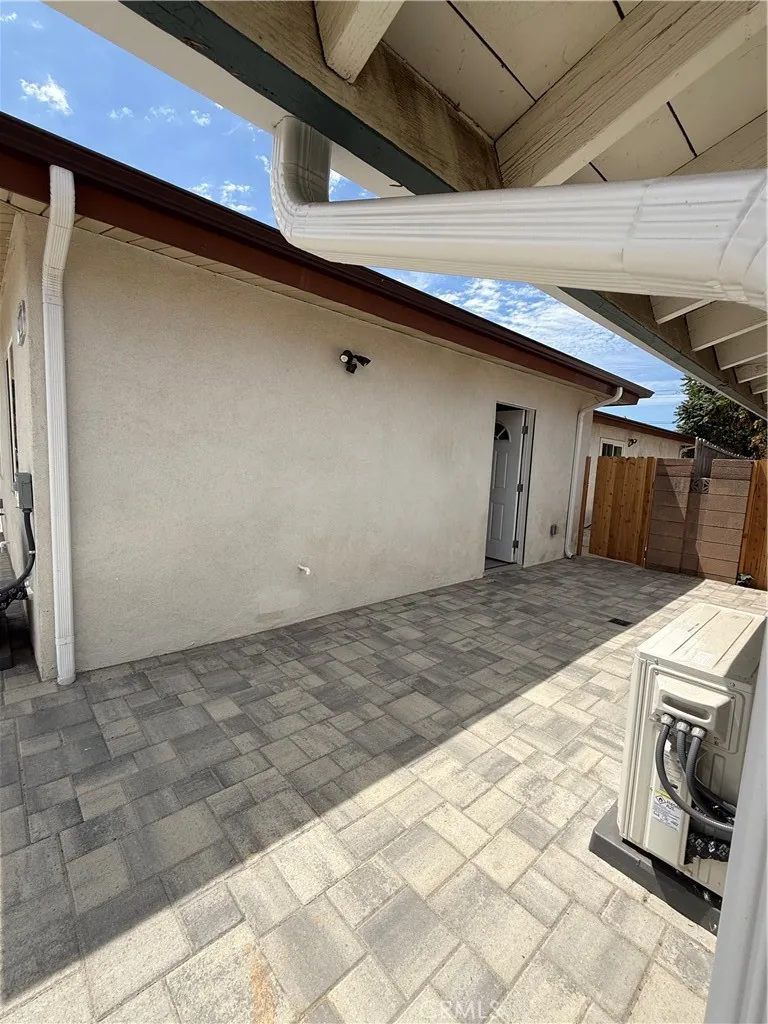 9011 Oneida, Sun Valley, CA 91352 - Photo 3 of 14, Sun Valley, CA
