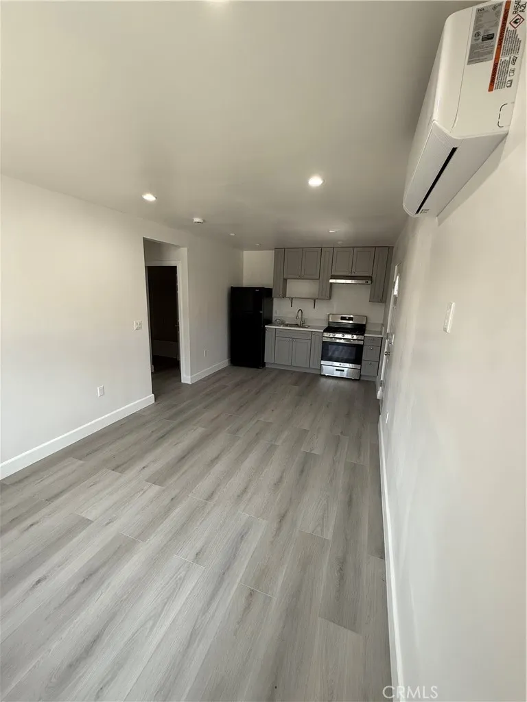 9011 Oneida, Sun Valley, CA 91352 - Photo 5 of 14, Sun Valley, CA