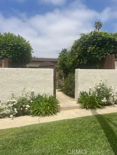 2025 Lovila Lane, Altadena, CA 91001 - Photo 3 of 18, Altadena, CA