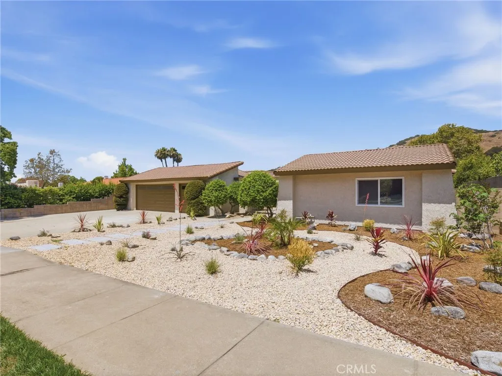 225 Armstrong Drive, Claremont, CA 91711 - Photo 4 of 46, Claremont, CA