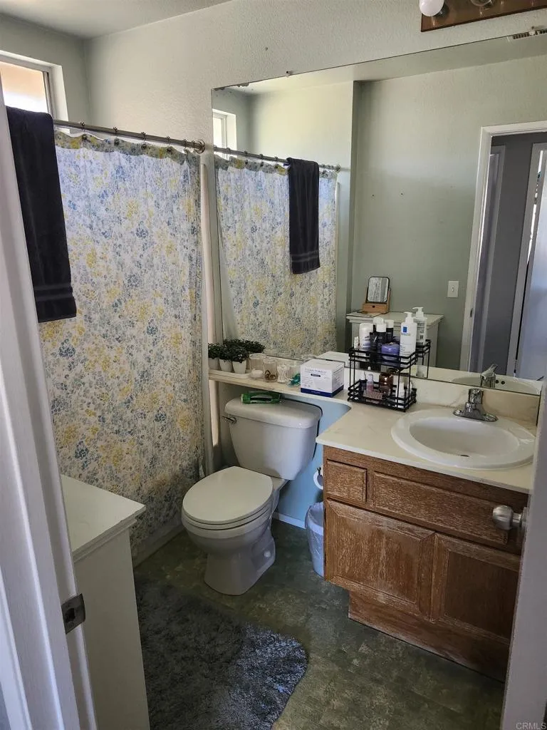 https://cdn.realtyfeed.com/cdn/127/306774694/750b29ae39fb5e6f718faadb7bcc40b6.webp