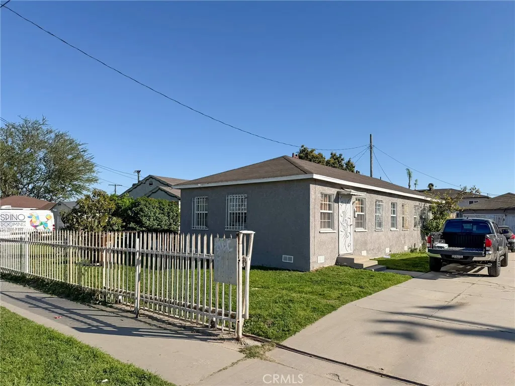 804 E Oaks, Compton, CA 90221 - Photo 2 of 9, Compton, CA