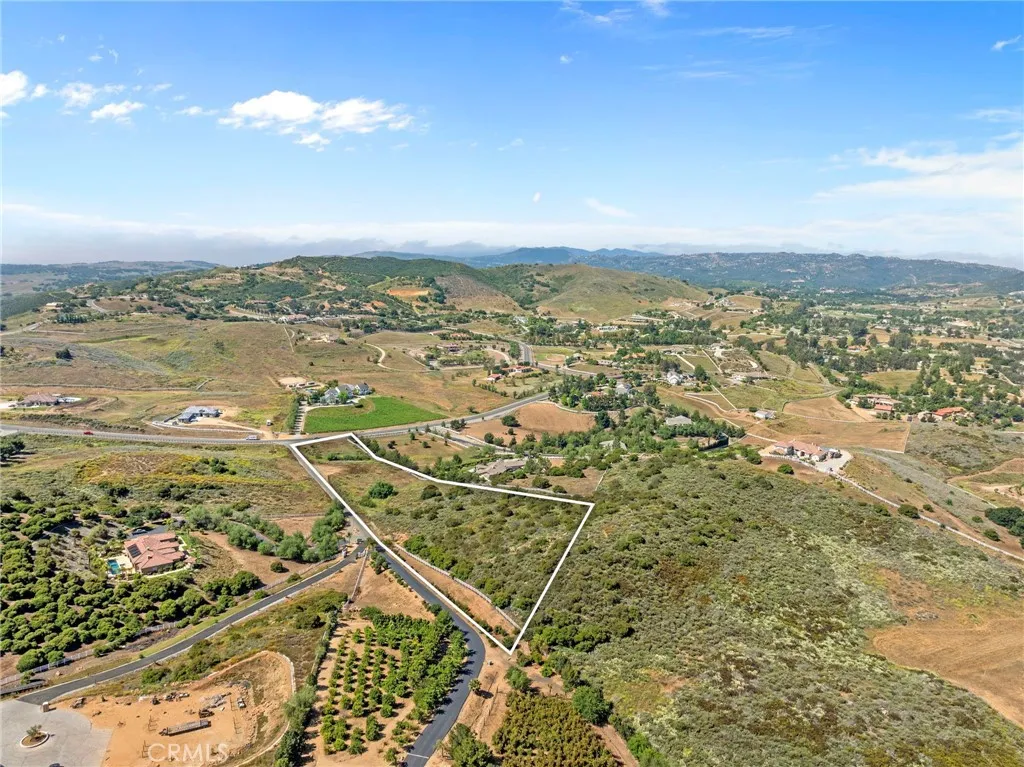 1 Avenida La Cresta, Murrieta, CA 92563 - Photo 4 of 18, Murrieta, CA