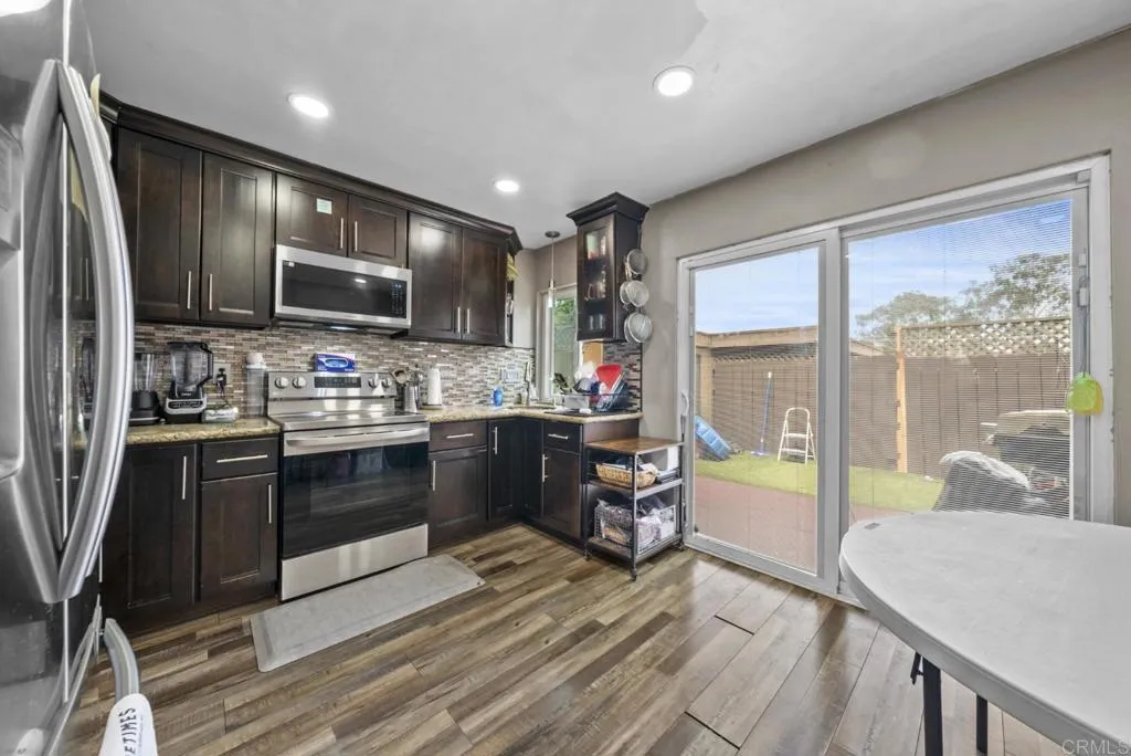 Photo #7: PTP2605543 Listing: Photo #7