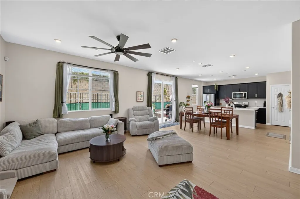 Menifee, CA 92585