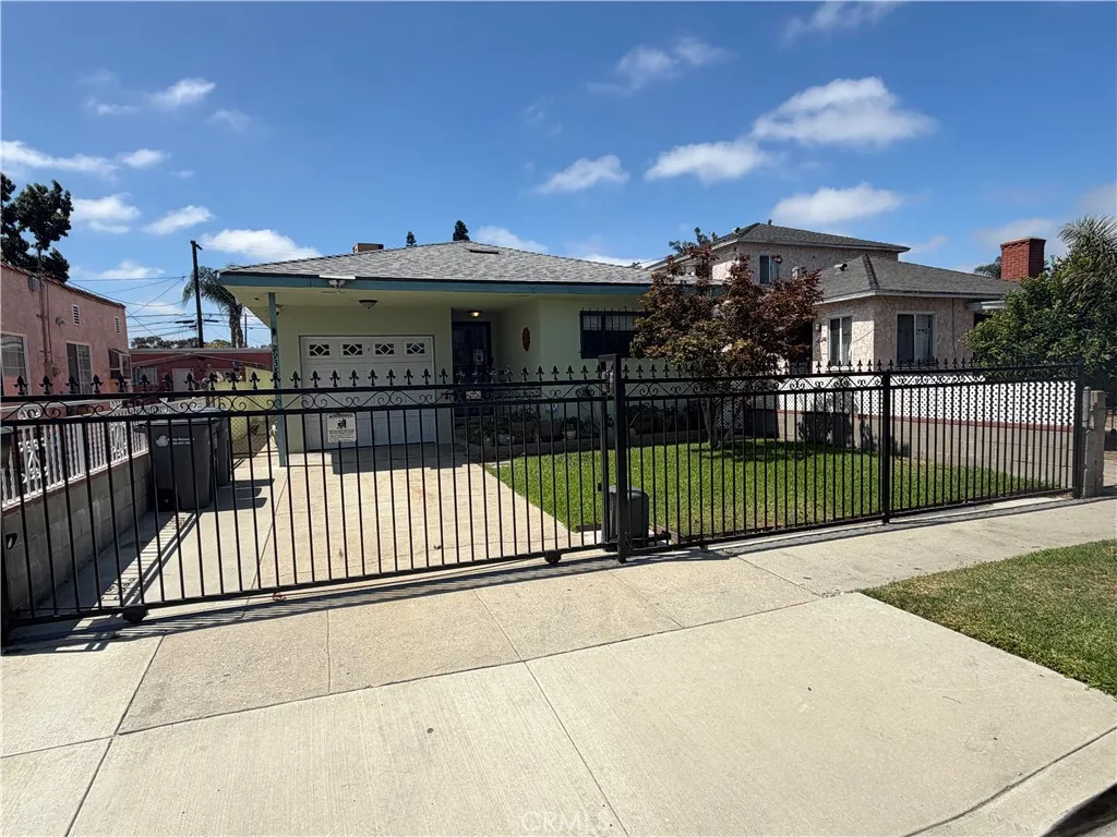 Lynwood, CA 90262