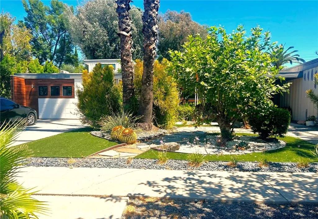 18349 Hiawatha Street, Northridge, CA 91326 - Main photo, Northridge, CA