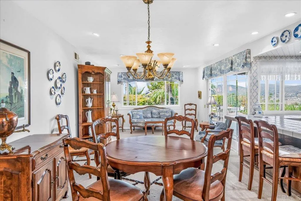 https://cdn.realtyfeed.com/cdn/127/306774781/8a58cdb7586ba8948410a466977dda42.webp