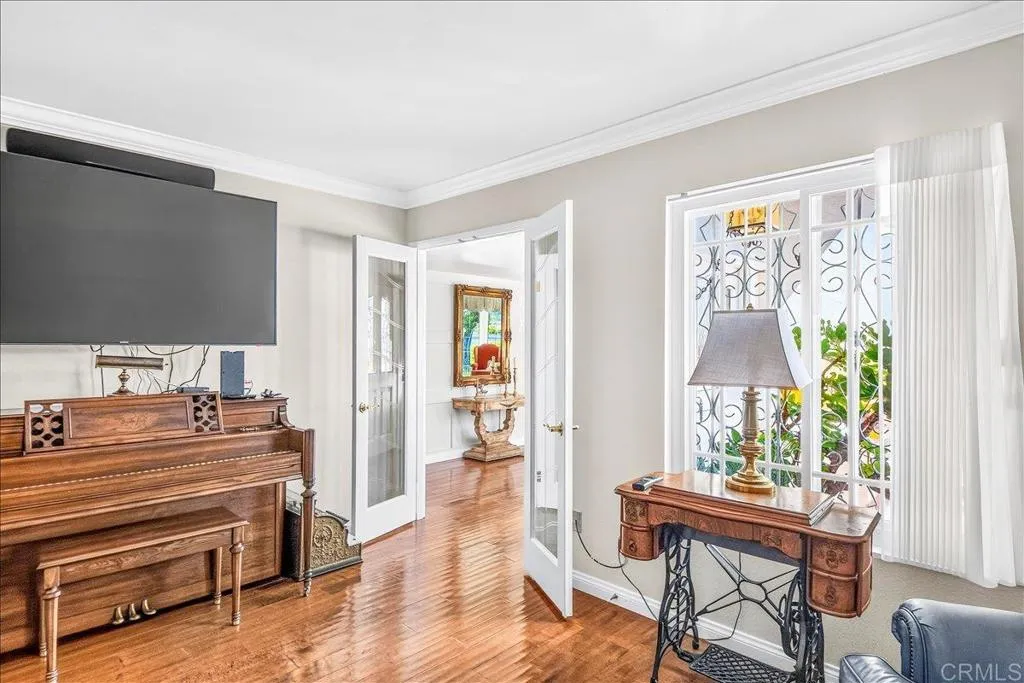 https://cdn.realtyfeed.com/cdn/127/306774781/f194fc6aa156e645db7fa98800086461.webp