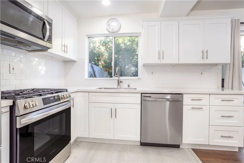 10125 De Soto Unit 45, Chatsworth, CA 91311 - Photo 3 of 33, Chatsworth, CA