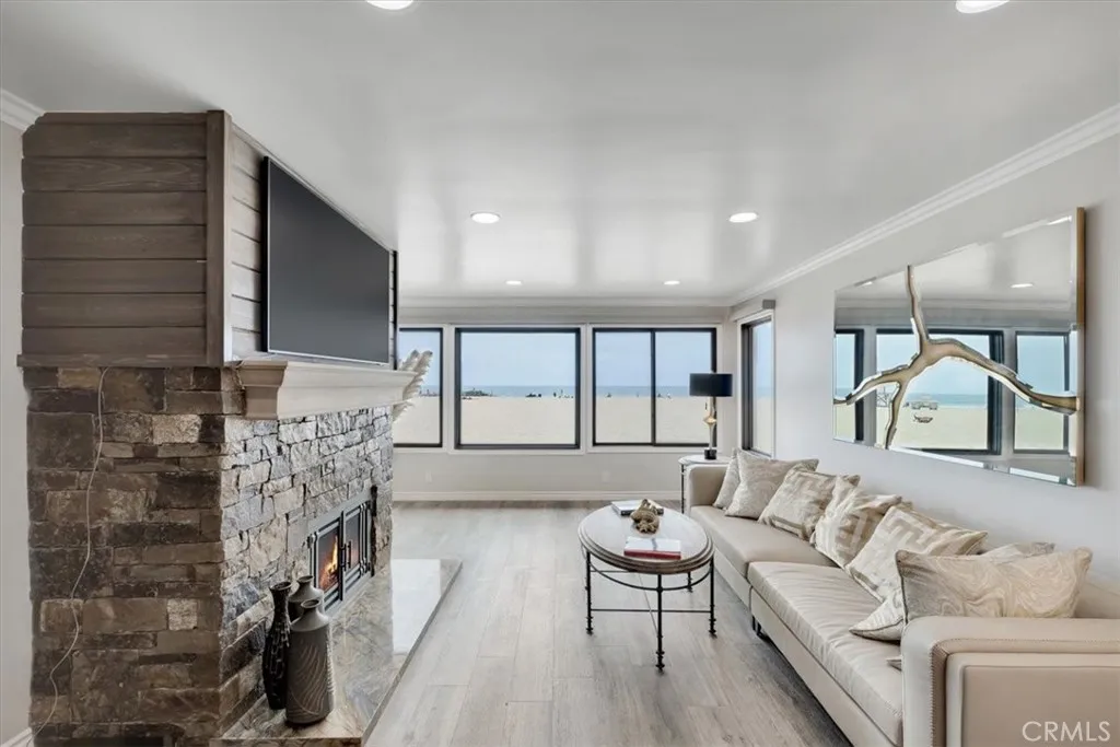 2808 W Oceanfront, Newport Beach, CA 92663 - Photo 5 of 35, Newport Beach, CA