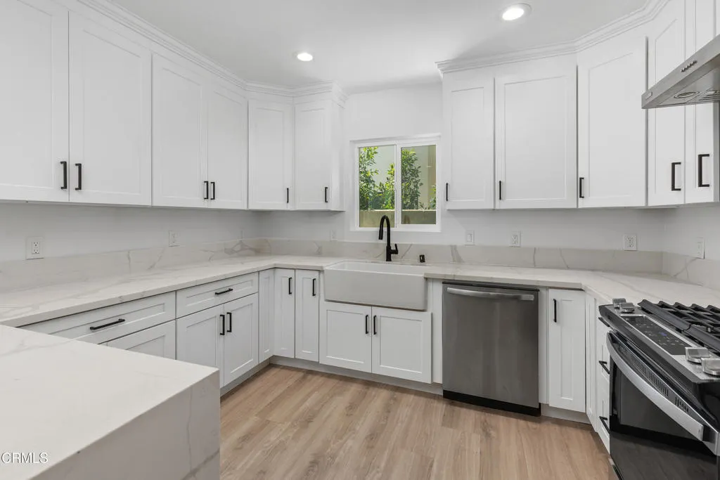 723 Chestnut Avenue, Los Angeles, CA 90042 - Photo 4 of 13, Los Angeles, CA