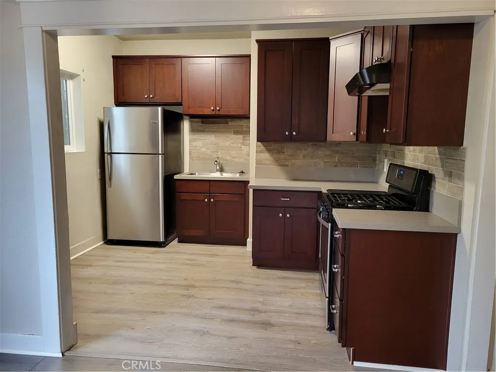 1938 Bonsallo Avenue Unit 103, Los Angeles, CA 90007 - Photo 4 of 13, Los Angeles, CA