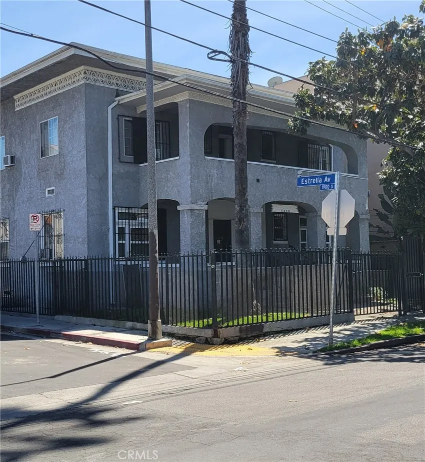 1938 Bonsallo Avenue Unit 103, Los Angeles, CA 90007 - Main photo, Los Angeles, CA