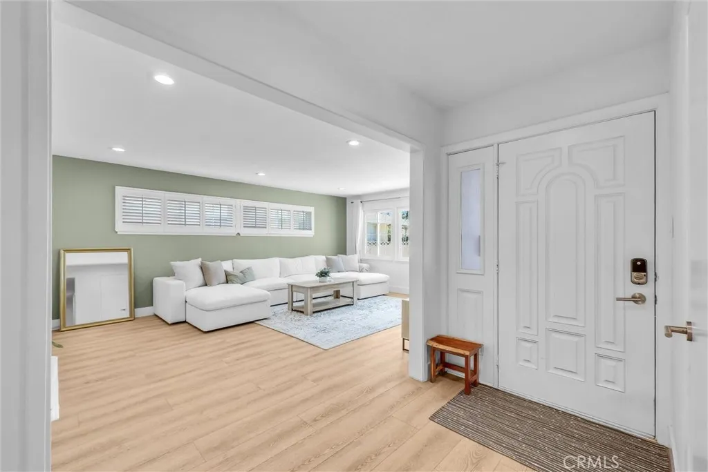 535 N Century, Anaheim, CA 92805 - Photo 5 of 31, Anaheim, CA