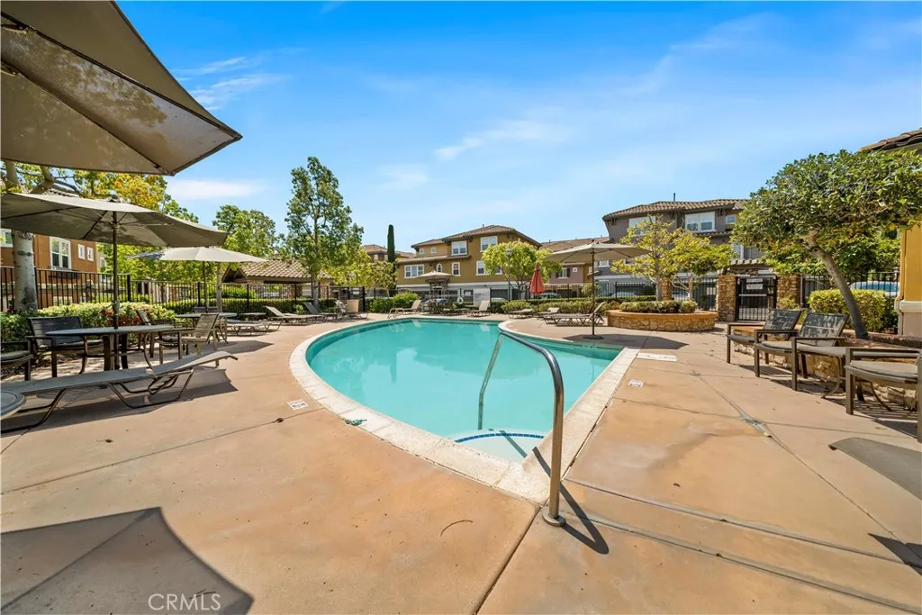 https://cdn.realtyfeed.com/cdn/127/306774859/6883748a1a97e196006fcdbf91fc4868.webp