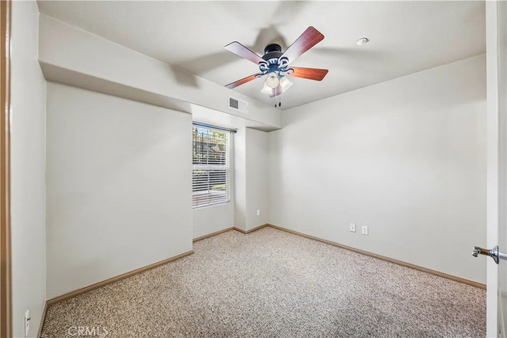 https://cdn.realtyfeed.com/cdn/127/306774859/6f7f51a1b6b5df3604c3ad395b693112.webp
