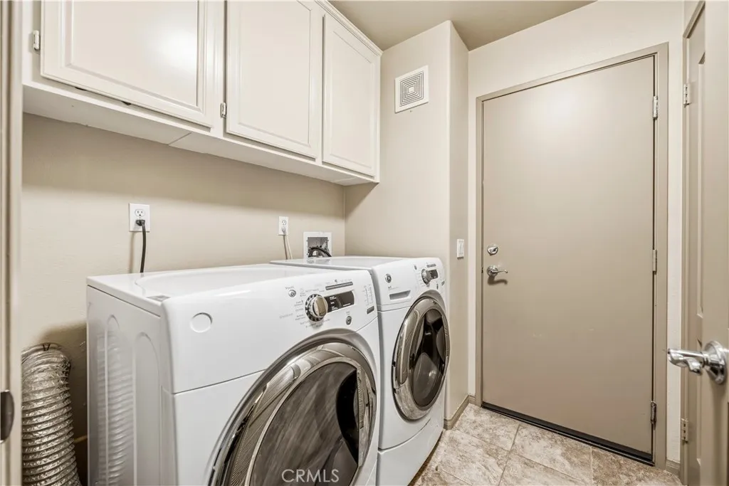 https://cdn.realtyfeed.com/cdn/127/306774859/c40cd096dbadb17f90d70e864597390d.webp