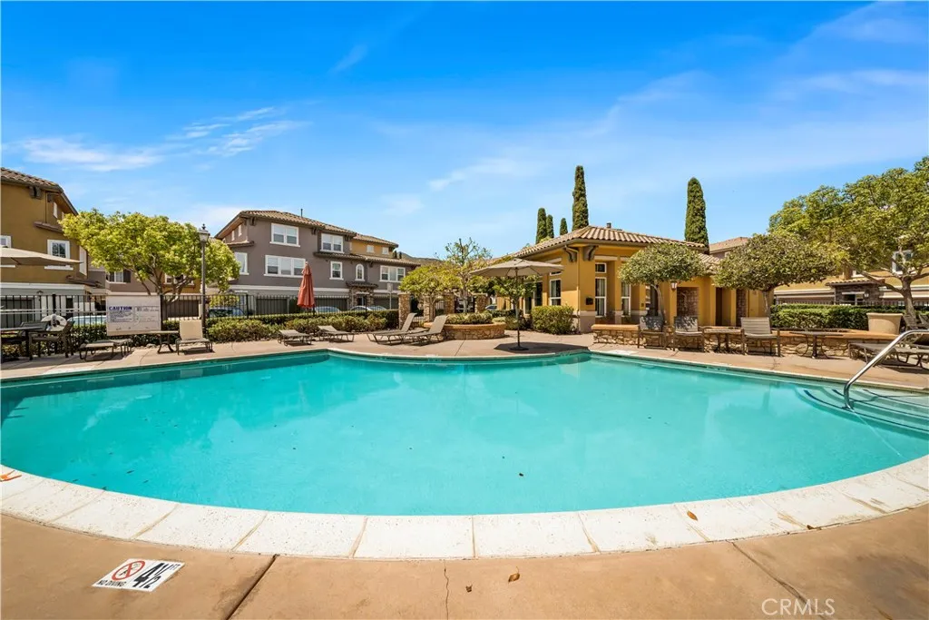 https://cdn.realtyfeed.com/cdn/127/306774859/dc9e29b5f43105291ac360a7ad733c21.webp