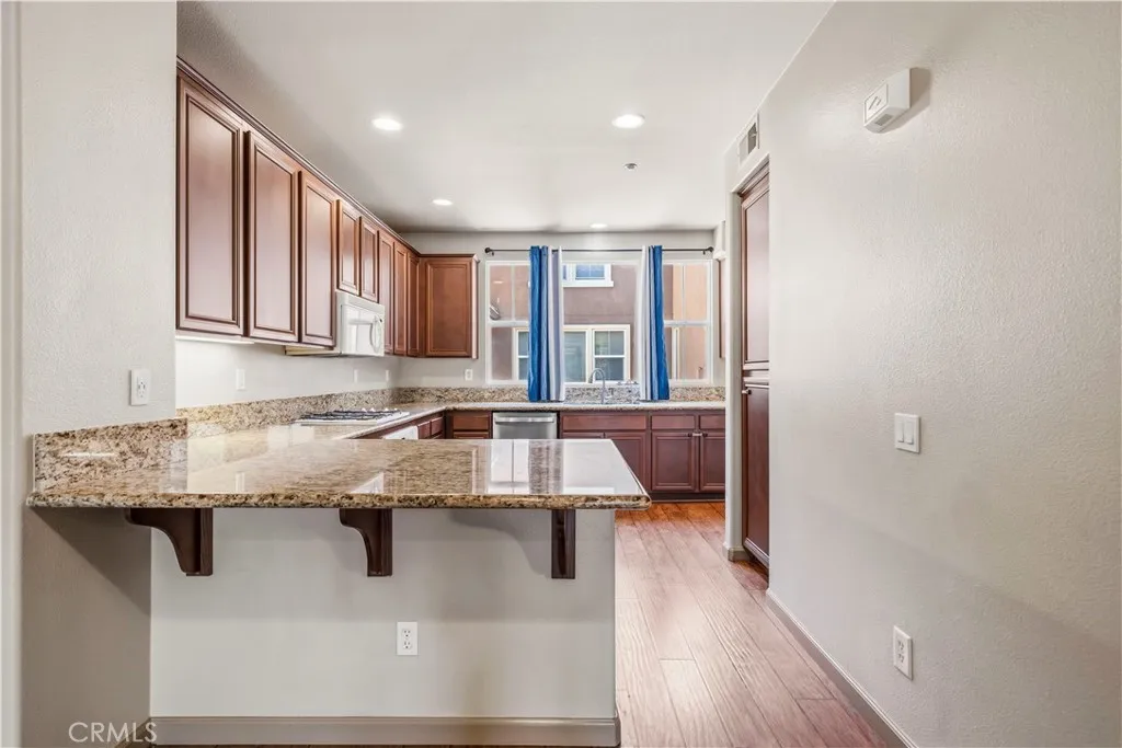 https://cdn.realtyfeed.com/cdn/127/306774859/ef7a3d5ebf671f75aea961fc86a016d8.webp