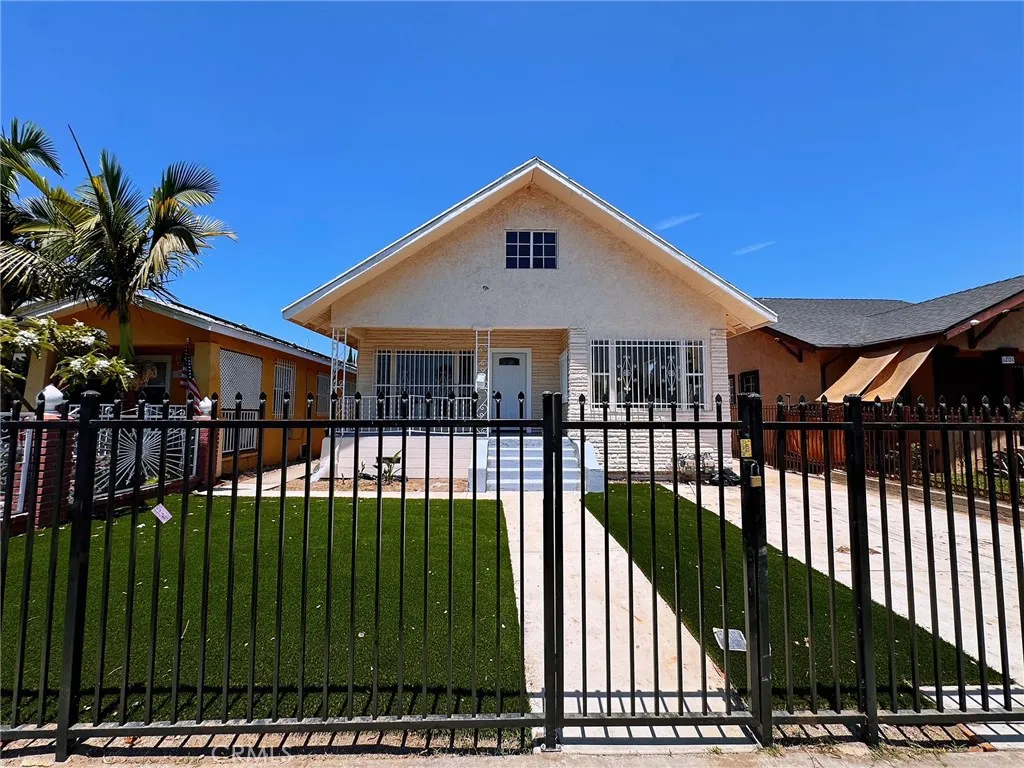 1171 E 60th Street, Los Angeles, CA 90001 - Main photo, Los Angeles, CA