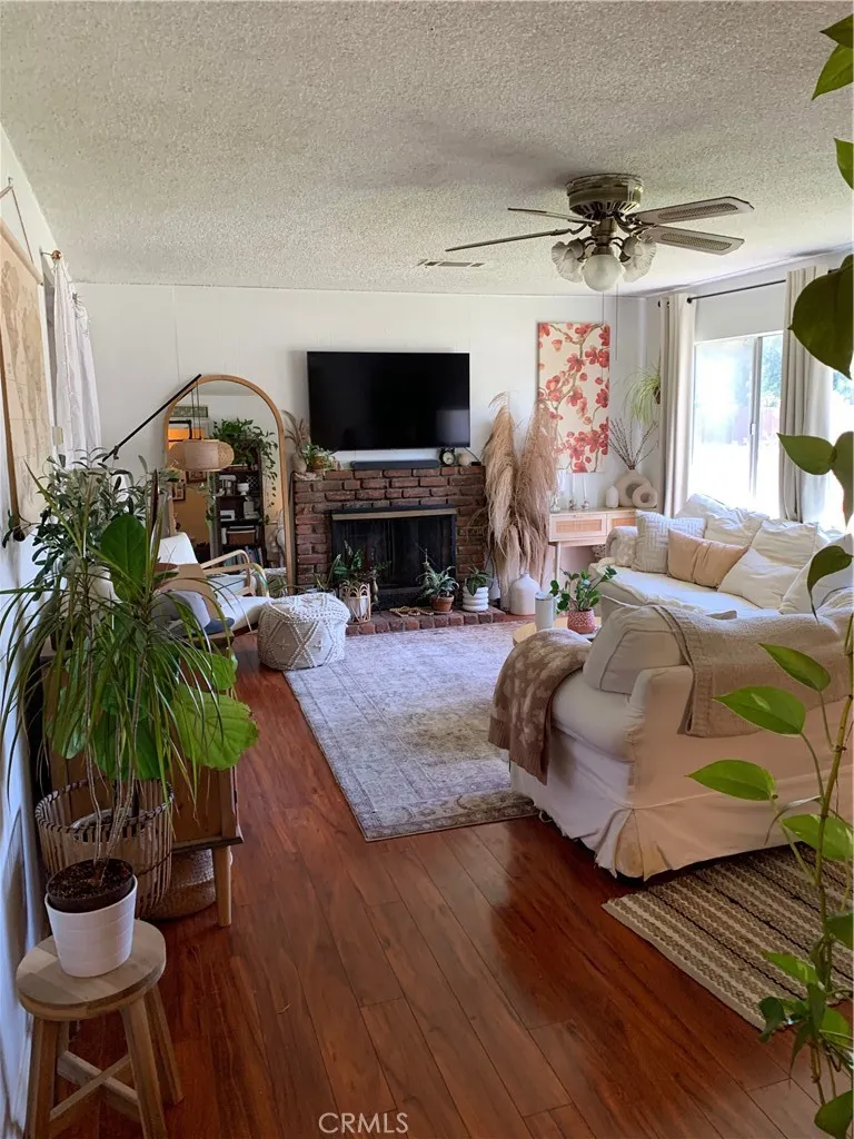155 N Florence, Burbank, CA 91505 - Photo 5 of 9, Burbank, CA