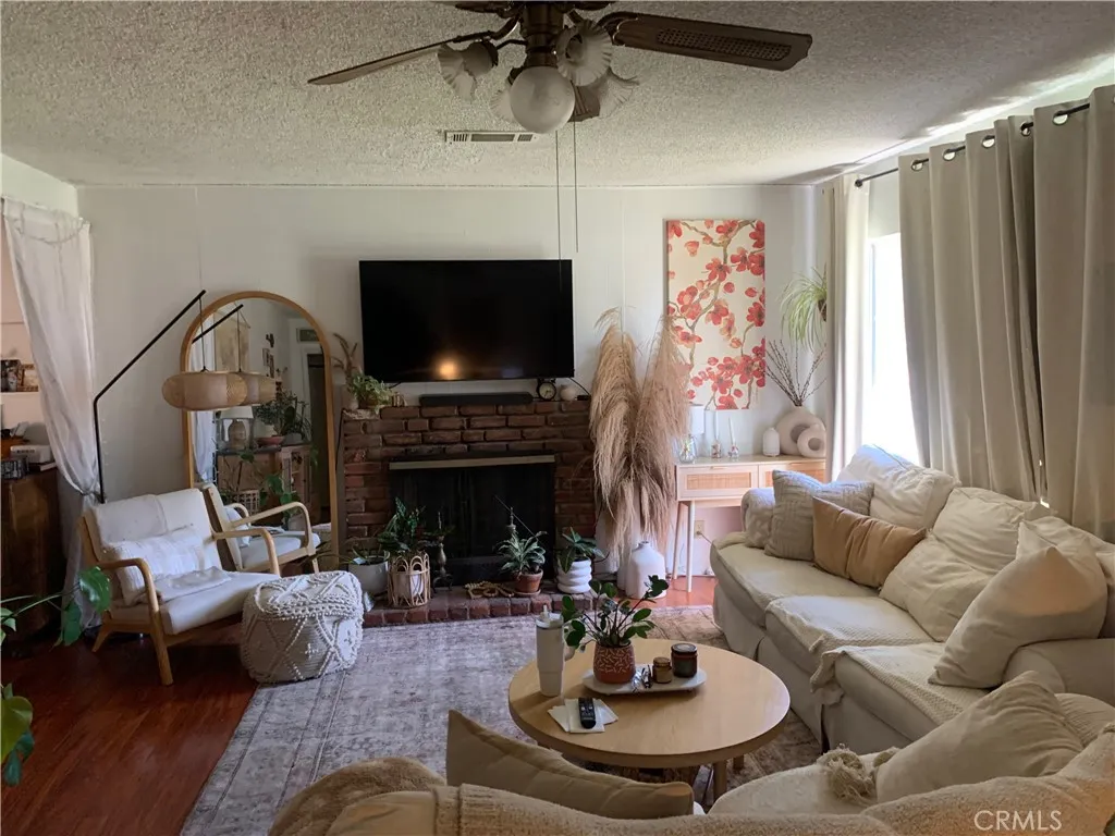 155 N Florence, Burbank, CA 91505 - Photo 4 of 9, Burbank, CA