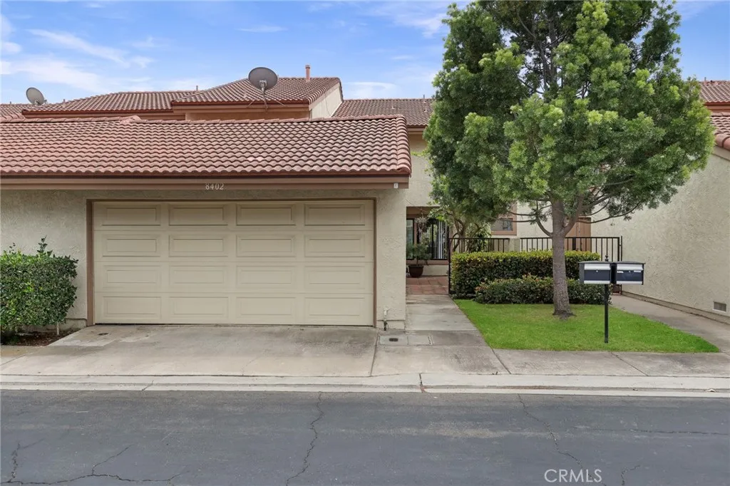 8402 Sunbeam Cir, Huntington Beach, CA 92646 - Main photo, Huntington Beach, CA