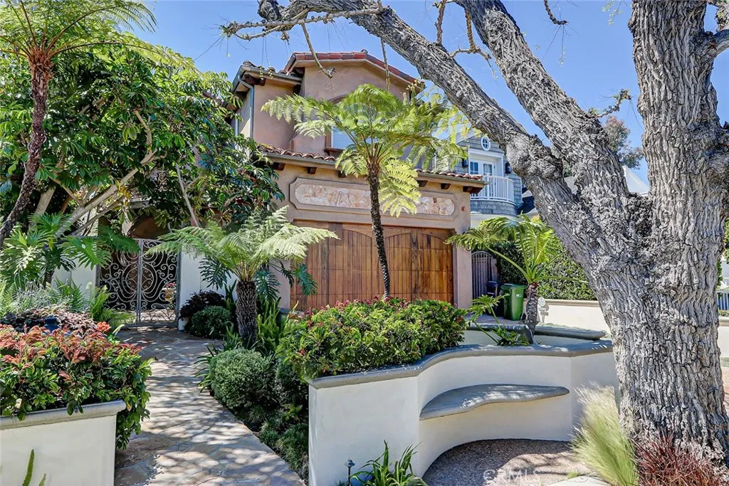 3005 N Poinsettia Avenue, Manhattan Beach, CA 90266 - Photo 3 of 59, Manhattan Beach, CA