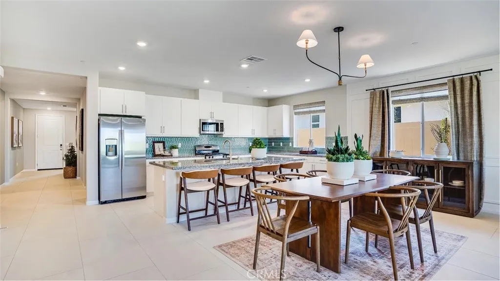 17631 Bassets Street, Hesperia, CA 92345 - Main photo, Hesperia, CA