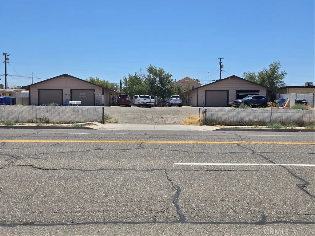 25539 W Main, Barstow, CA 92311 - Main photo, Barstow, CA