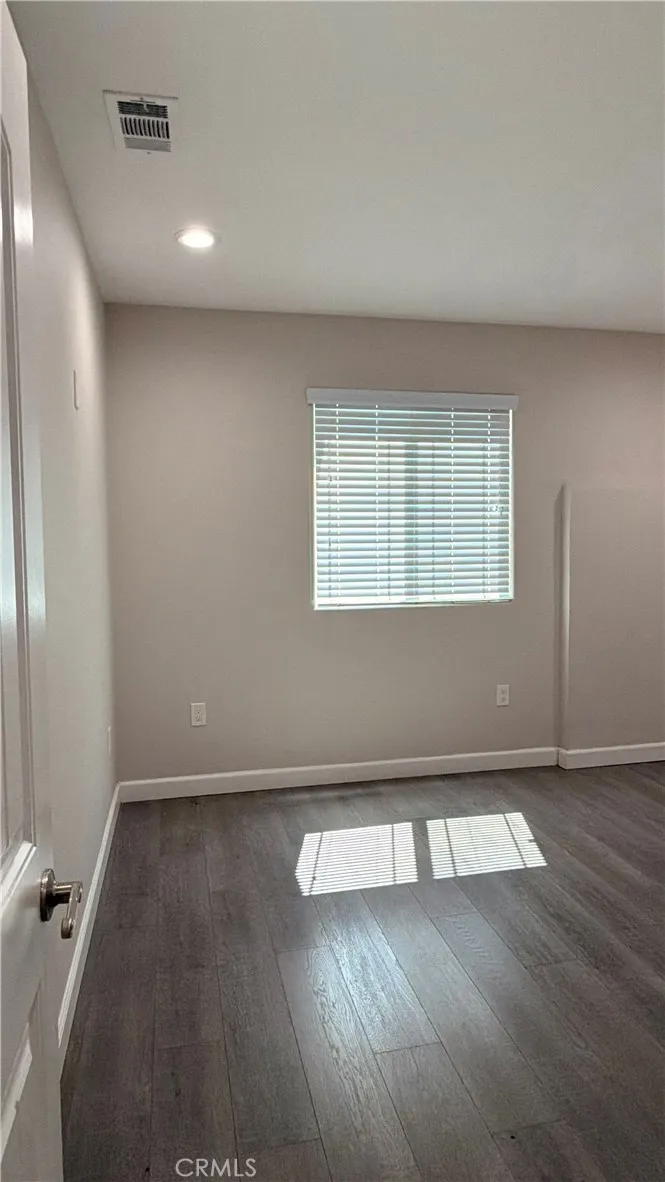 11088 Spruce Avenue, Bloomington, CA 92316 - Photo 4 of 16, Bloomington, CA