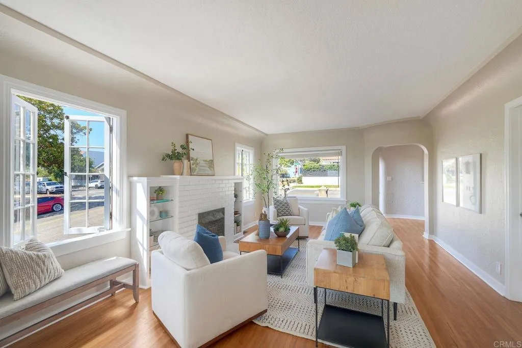 https://cdn.realtyfeed.com/cdn/127/306774992/971efc888cec51f7190bd9c54a97f381.webp