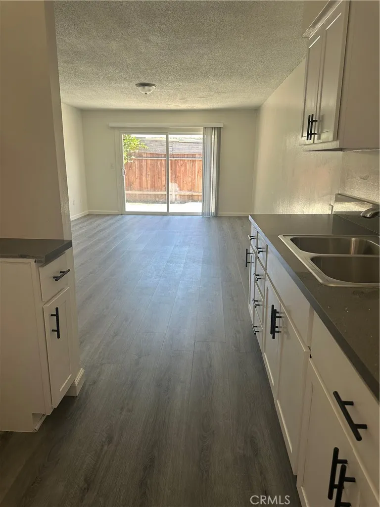 1617 Cedar, Santa Ana, CA 92707 - Photo 4 of 12, Santa Ana, CA