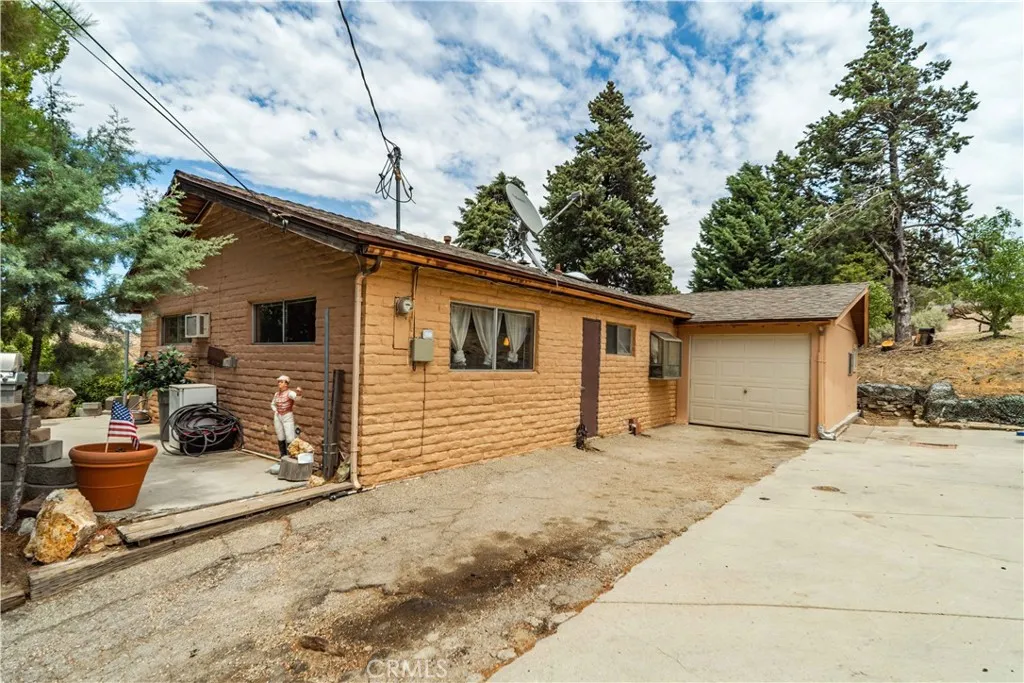 42766 Ranch Club Road, Lake Hughes, CA 93532 - Main photo, Lake Hughes, CA