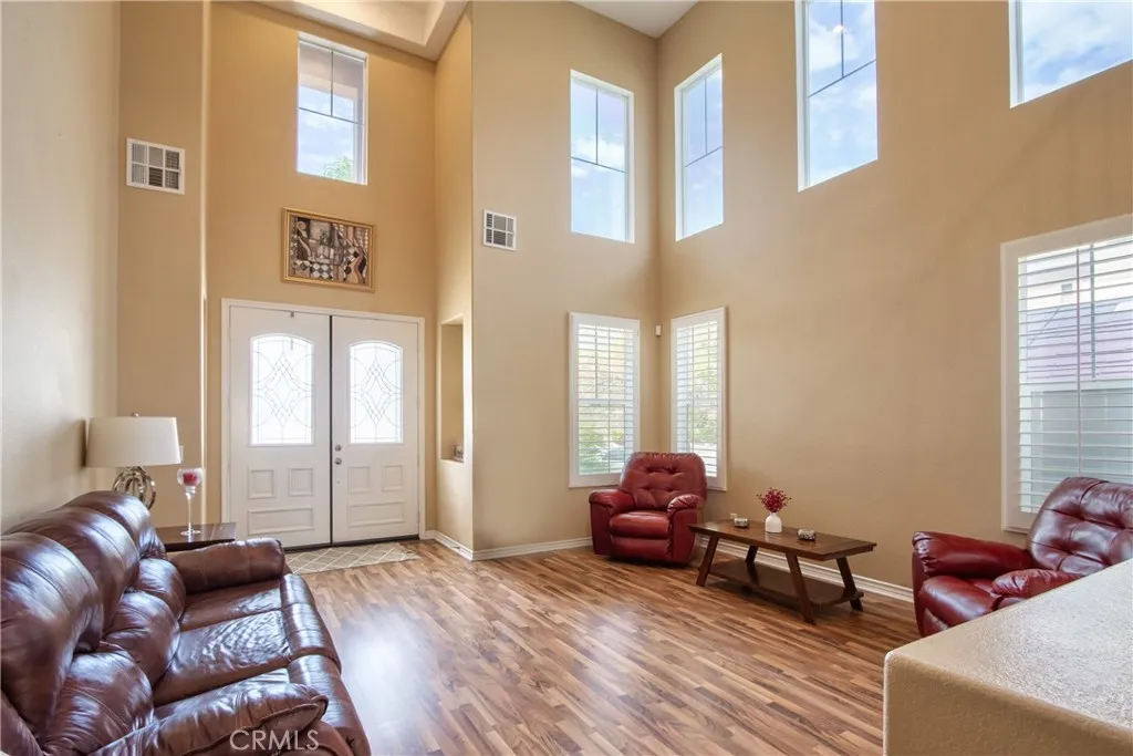 31880 Serrento, Murrieta, CA 92563 - Photo 4 of 52, Murrieta, CA